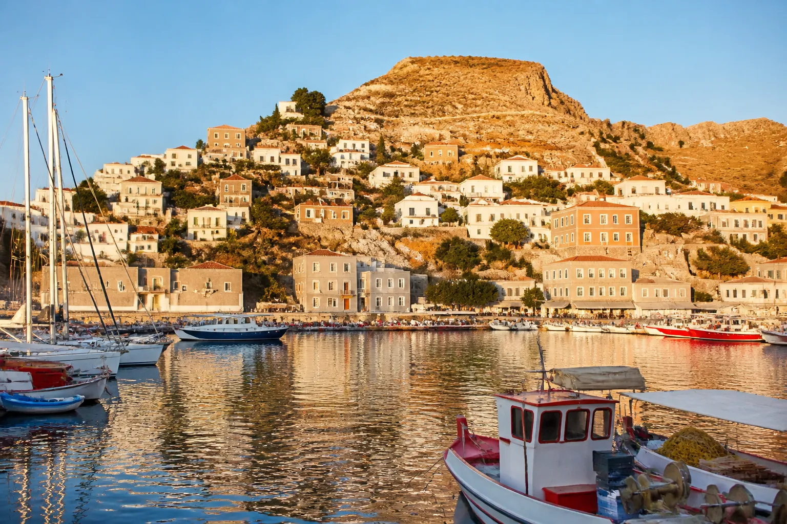 Greek Island Day Trips from Piraeus: No Passport Required