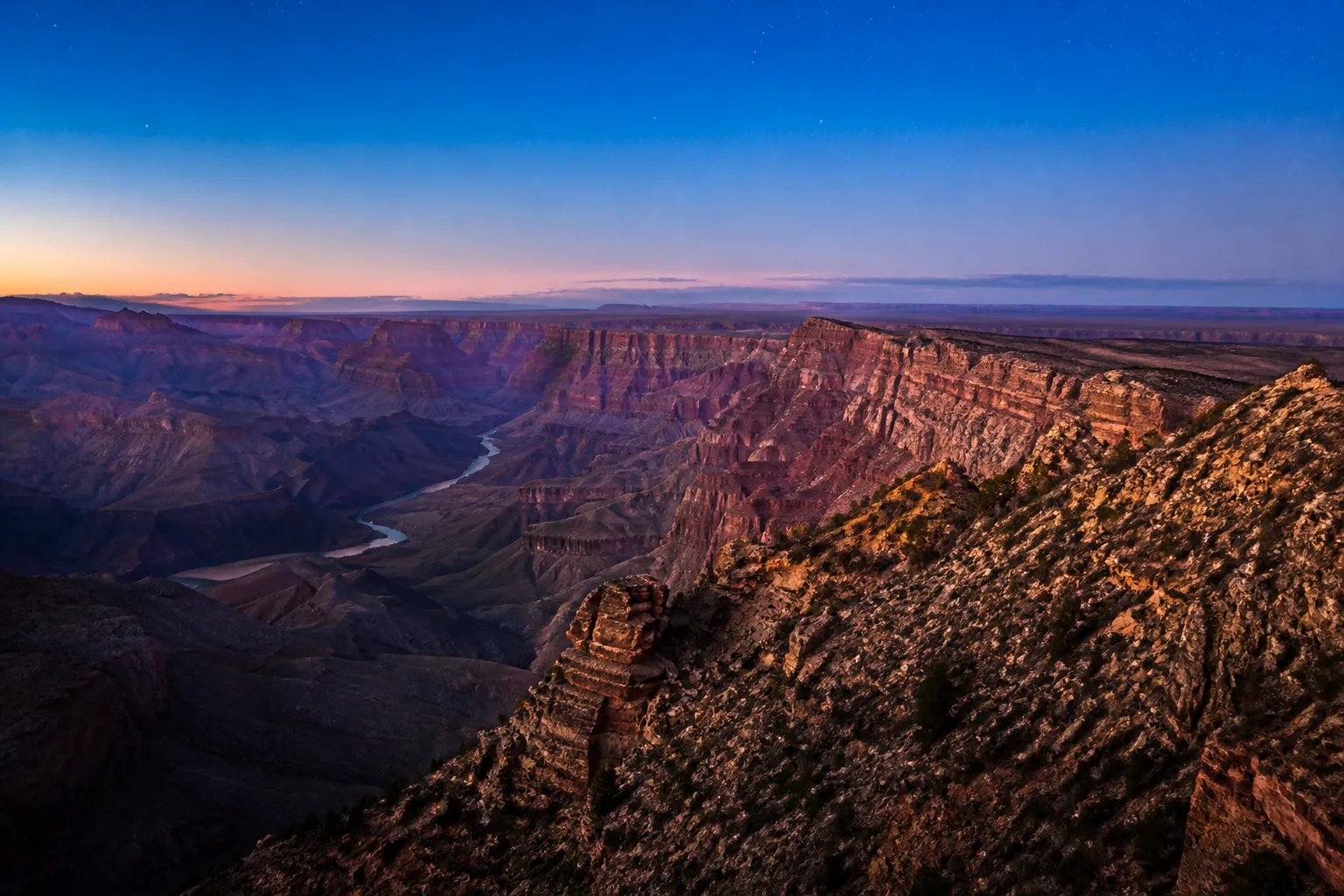 Sleep Inside Grand Canyon South Rim: Best Lodging & Night Sky Spots